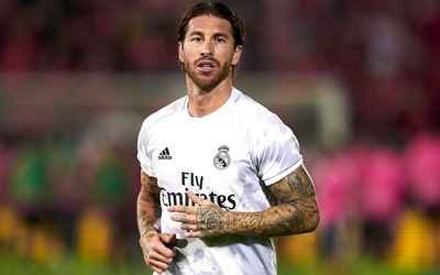 熊猫体育精华-F加拿大站暴雨引发连环撞车