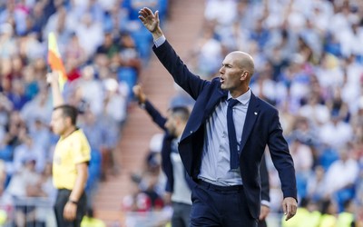 熊猫体育精华-吉尔罗尔德获评赛季最佳引援